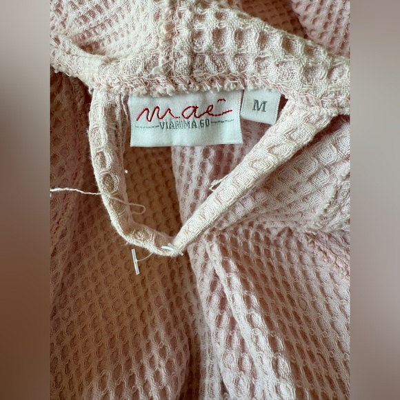 Italian Pink Waffle Knit Robe - Picture 3 of 4